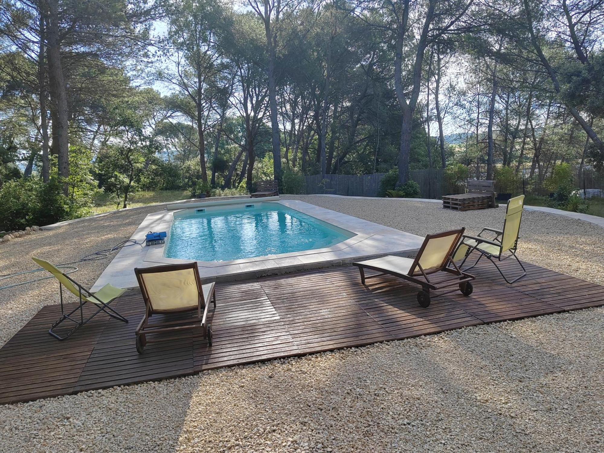 Le Clos Zinou Lambesc Exterior photo