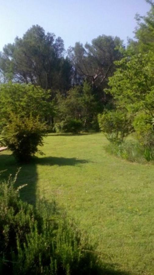 Le Clos Zinou Lambesc Exterior photo